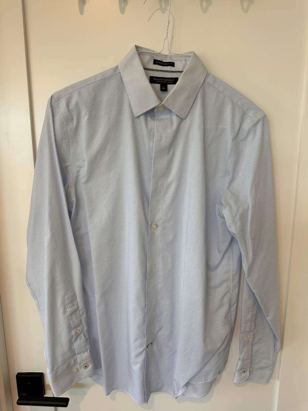 Banana Republic Men's Pale Blue Micro-Pattern Dress Shirt